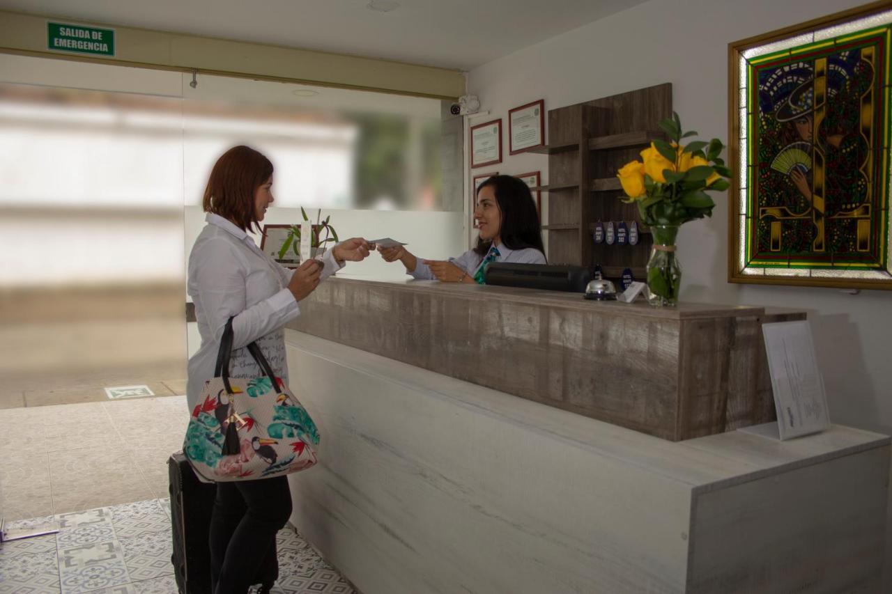 Hotel Avanti Chipichape Cali Zewnętrze zdjęcie